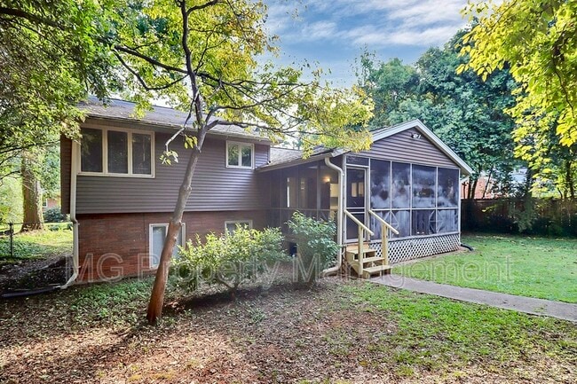 Building Photo - 5022 Furman Pl