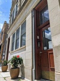 Building Photo - Harris Point Chicago