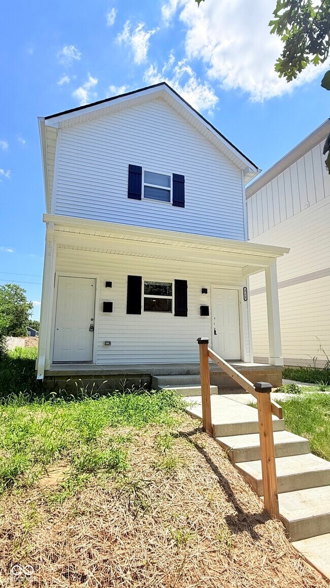 Building Photo - 213 Jefferson Ave