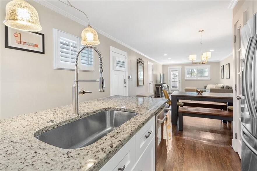 Building Photo - 2026 Harwinor Rd SE