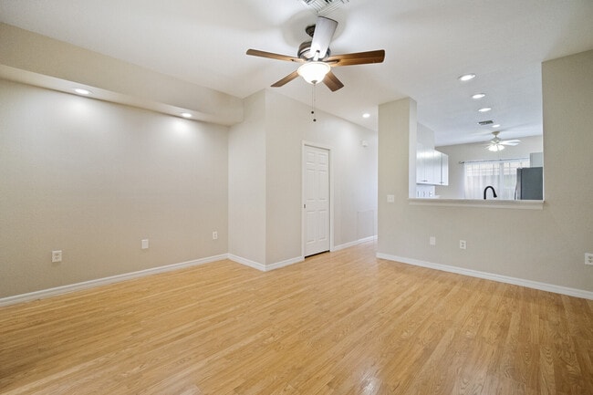 Building Photo - 18505 Pebble Lake Ct