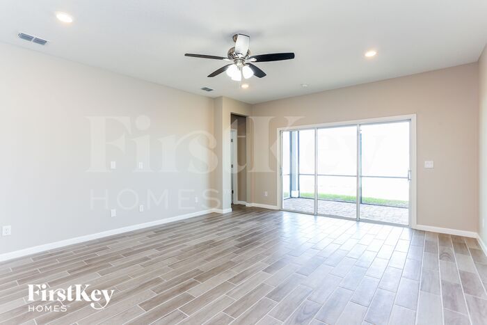 Building Photo - 1633 Mathews Manor Dr