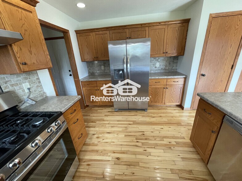 Building Photo - 6311 Fairway Dr NW