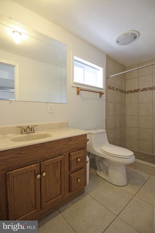 Building Photo - 13111 Willoughby Newton Dr