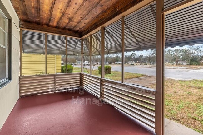 Building Photo - 5717 Avenue O