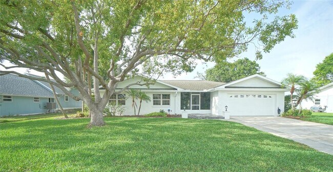 Building Photo - 705 Spanish Main Dr