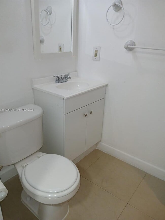 Building Photo - 107 SW 154th St