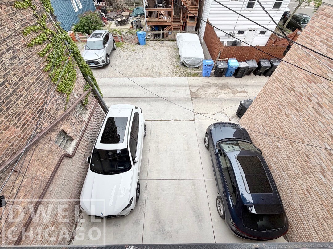 Building Photo - 969 W 18th St