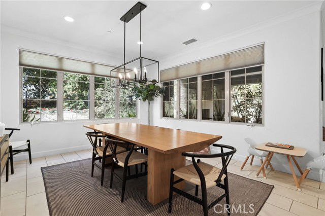 Building Photo - 7 Sunset Cove