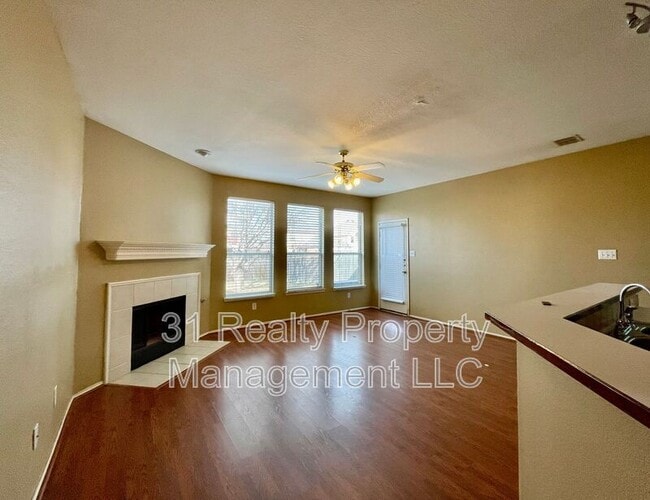 Building Photo - 6116 Pine Meadow Ln