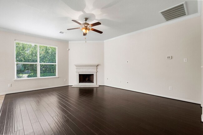 Building Photo - 46 Black Swan Ct