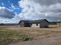 Building Photo - 1522 Trumble Creek Rd
