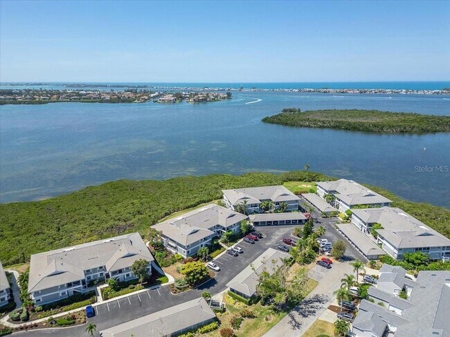 Building Photo - 1343 Perico Point Cir