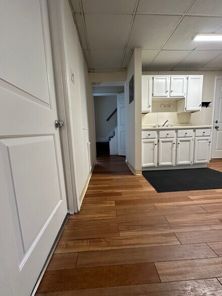 Building Photo - 134 Sherman St