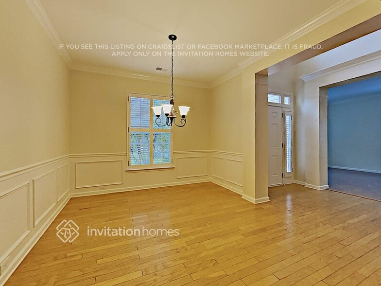 Building Photo - 11904 Southcrest Ln