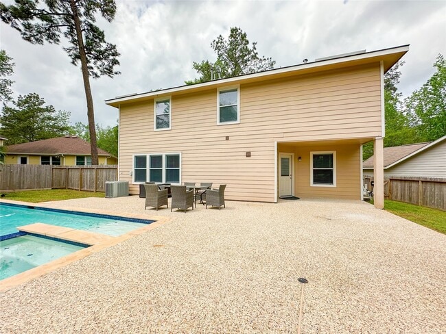 Building Photo - 11 Orion Star Ct