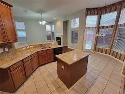 Building Photo - 5708 Seneca Dr