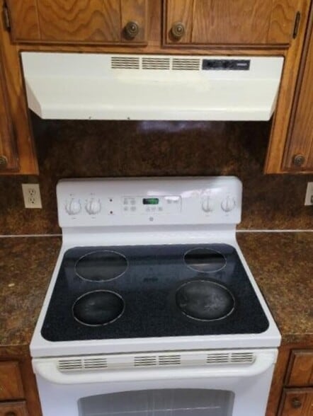 Building Photo - 105 SE Tattershall Way