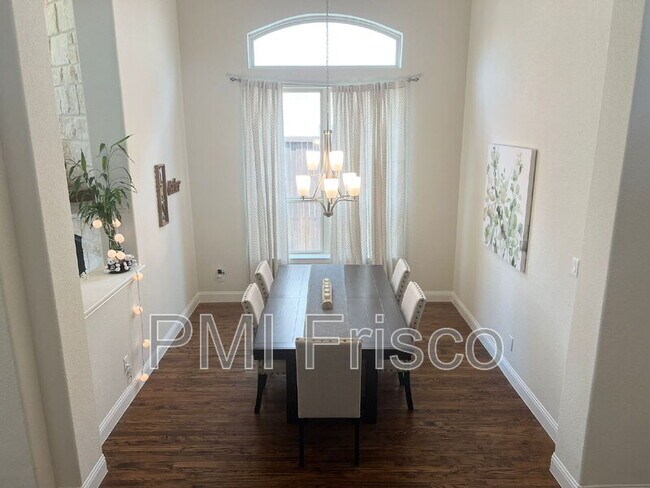 Building Photo - 10505 Wintergreen Dr