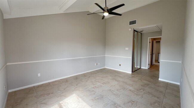 Building Photo - 16130 Seahorse Dr