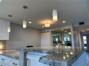 Building Photo - 12500 Capri Cir N