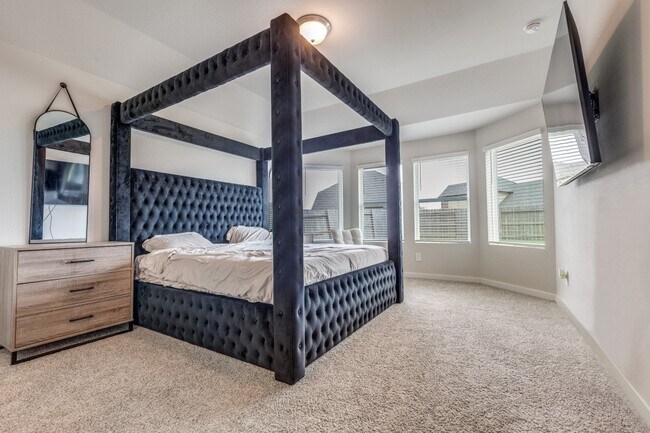 Building Photo - 1318 Cascade Hls Dr