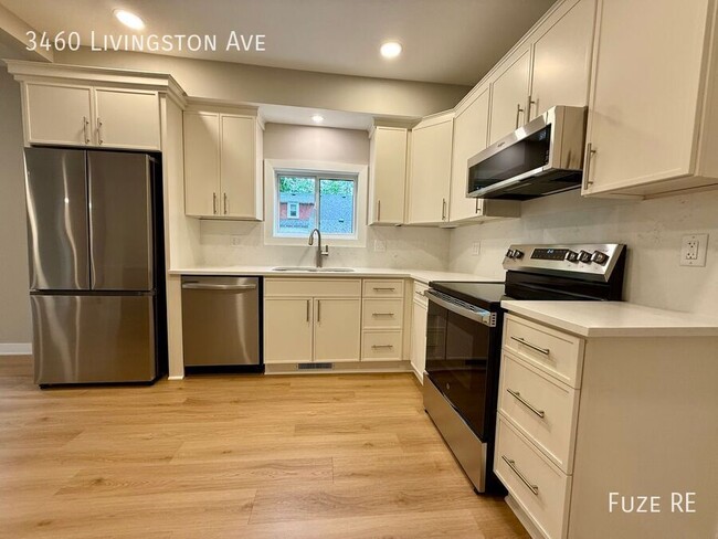 Building Photo - 3460 Livingston Ave