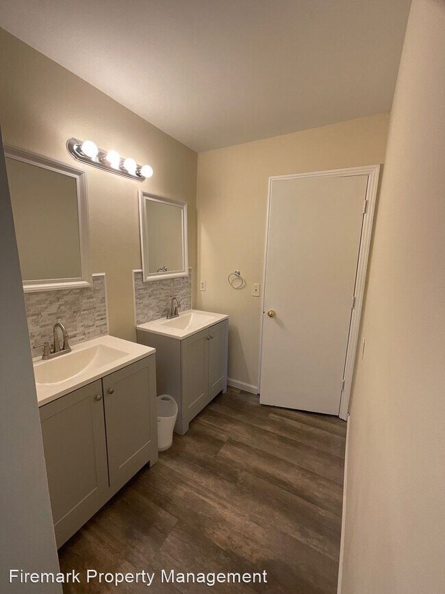 Building Photo - 3 br, 1.5 bath House - 2900 Edge Moor Drive