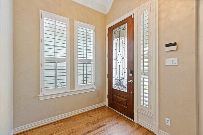 Building Photo - 1107 Ridgecrossing Ln