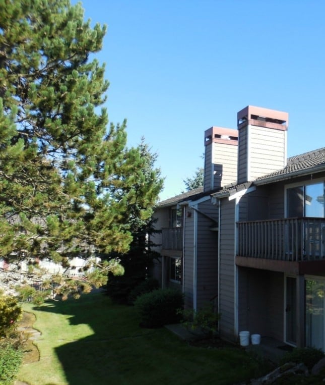 Building Photo - 16817 Larch Way