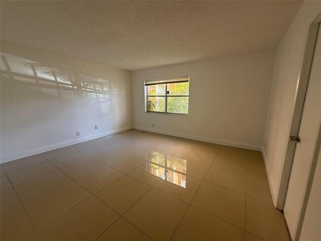 Building Photo - 18101 NW 68th Ave