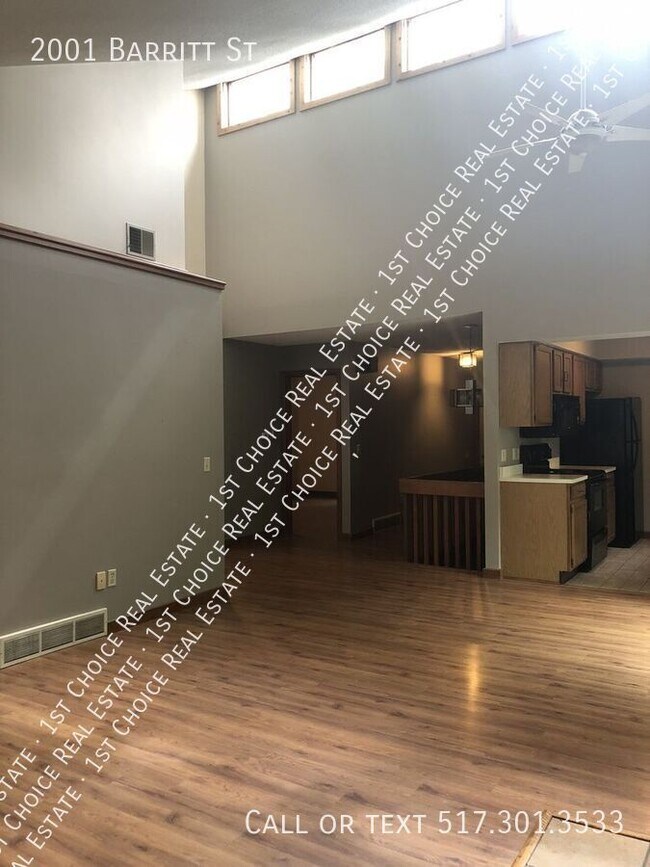 Building Photo - 2001 Barritt St