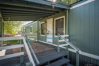 Building Photo - Very Nice 2 Bed 2 Bath Single Wide Mobile ...