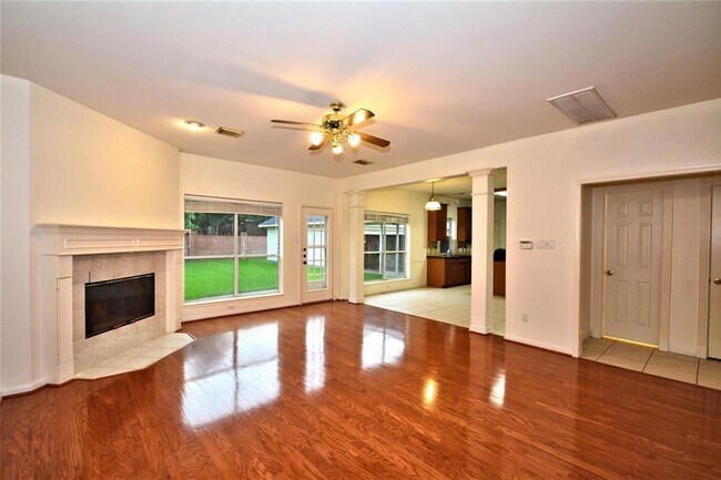 Building Photo - 17315 Marigold Dr
