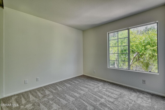 Building Photo - 1044 Cherry Creek Cir