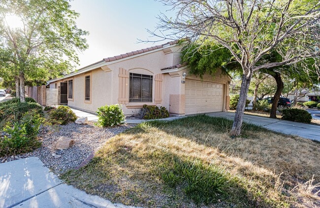 Building Photo - 1 Story home located in Southern Highlands.