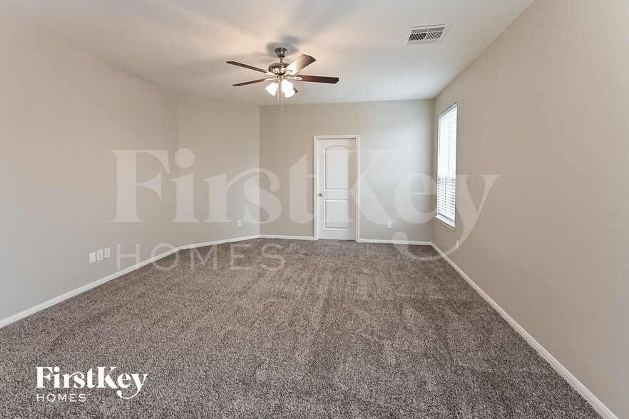 Building Photo - 15319 Kinord Run Dr