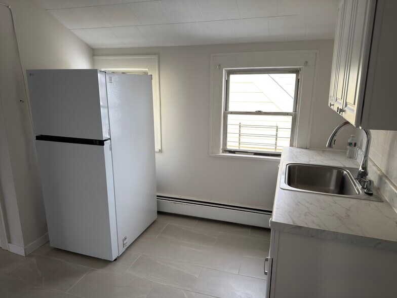 Building Photo - 462 Hackensack Ave