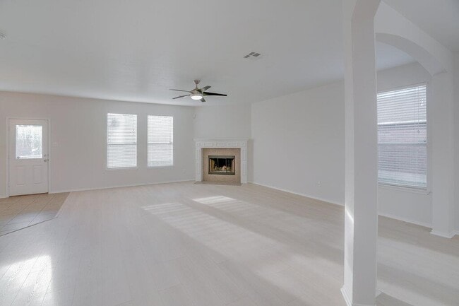 Building Photo - 20224 Stanley Robin Ln