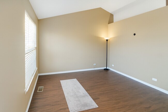 Building Photo - 518 Declaration Ln