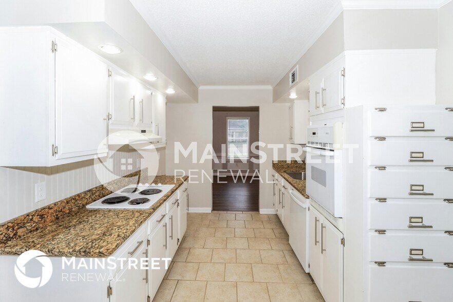 Building Photo - 2984 Charles Bryan Rd