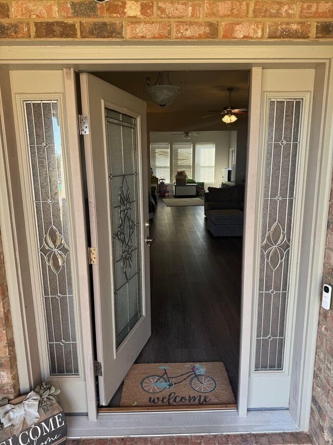 Building Photo - 3070 Crown Creek Cir