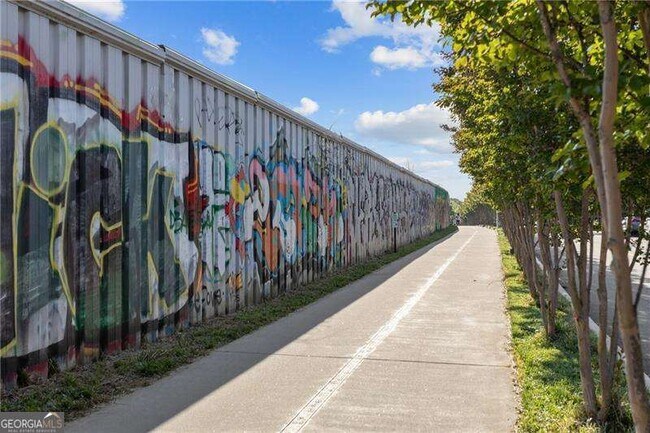 Building Photo - 791 Wylie St SE