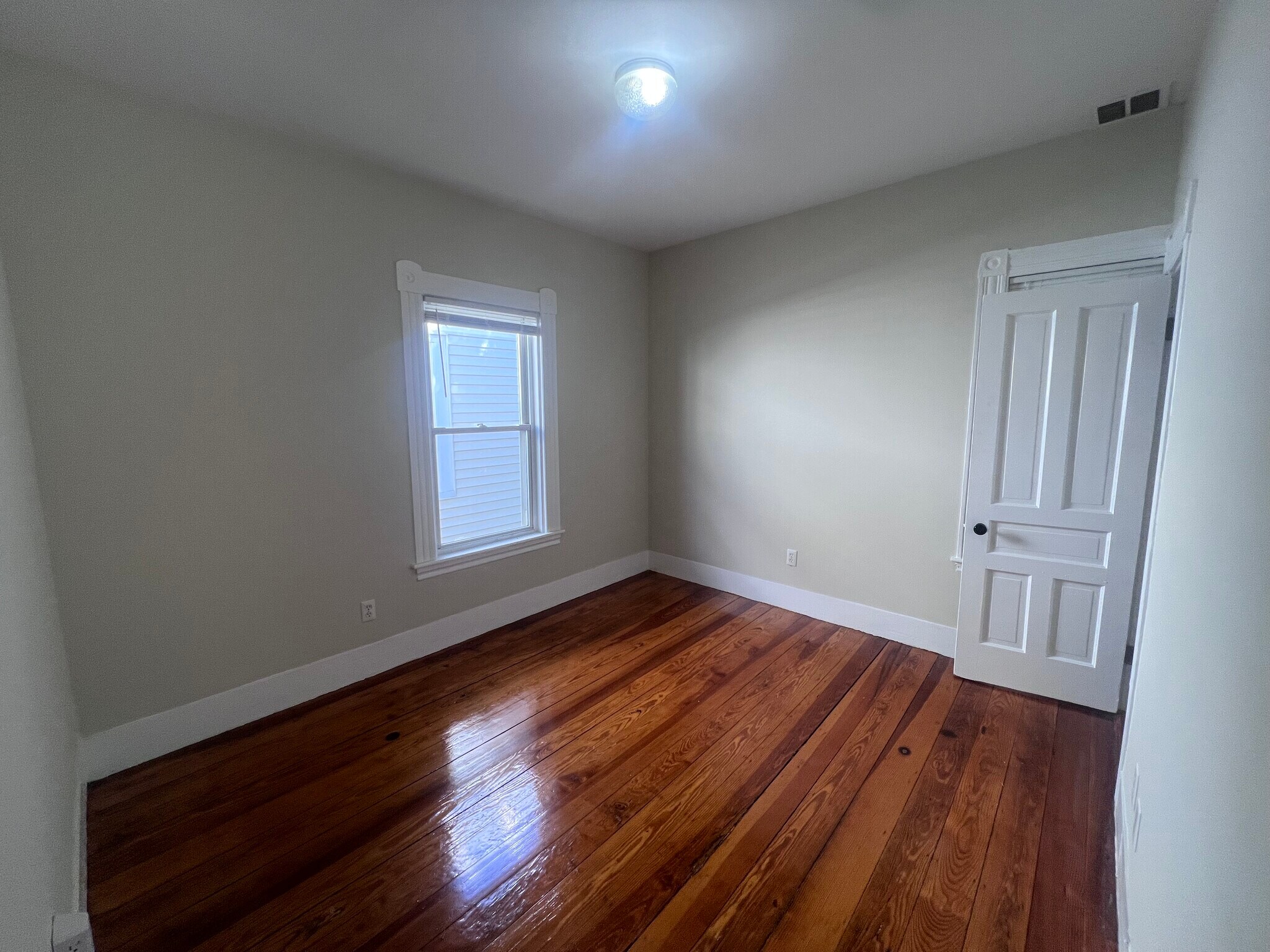 Building Photo - 60 Brookside Ave