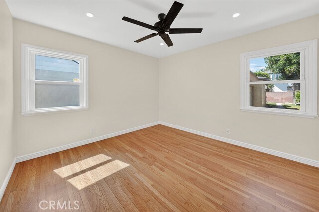 Building Photo - 1641 N Catalina St