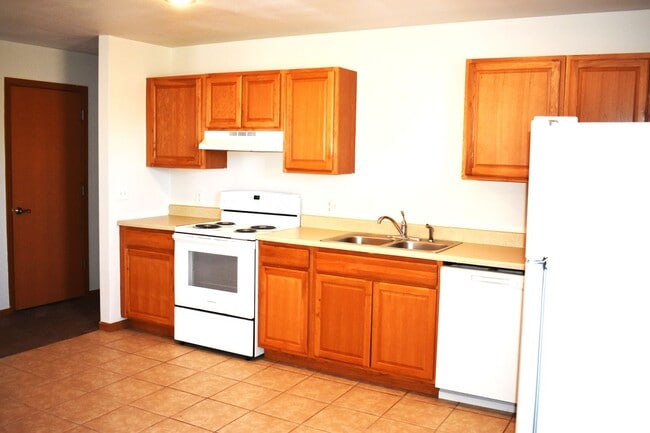 Building Photo - 11789 Ridgeway Dr