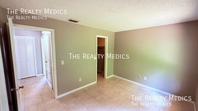Building Photo - 12349 Antonio Cir