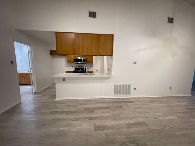 Building Photo - 2422-2424 Sherry Street