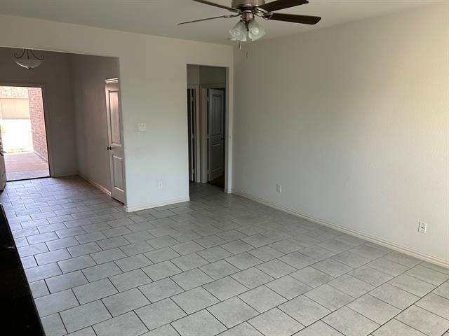 Building Photo - 304 Lead Creek Dr