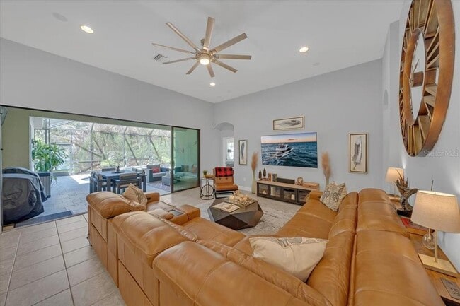 Building Photo - 13818 Moonstone Canyon Dr